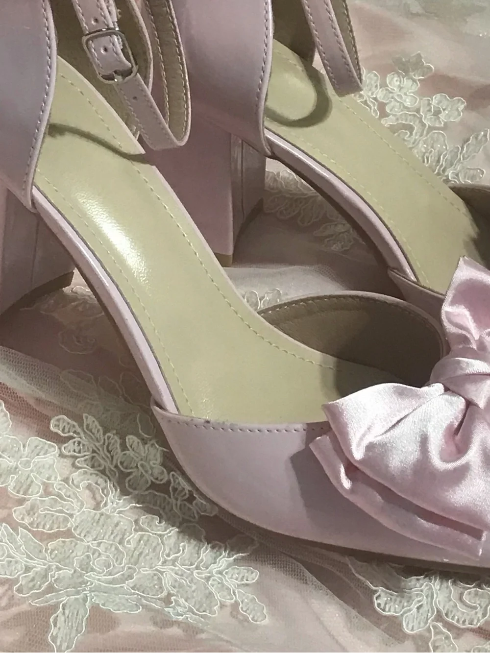 Women's Pink Bow Pointed Toe Block Heel Pumps